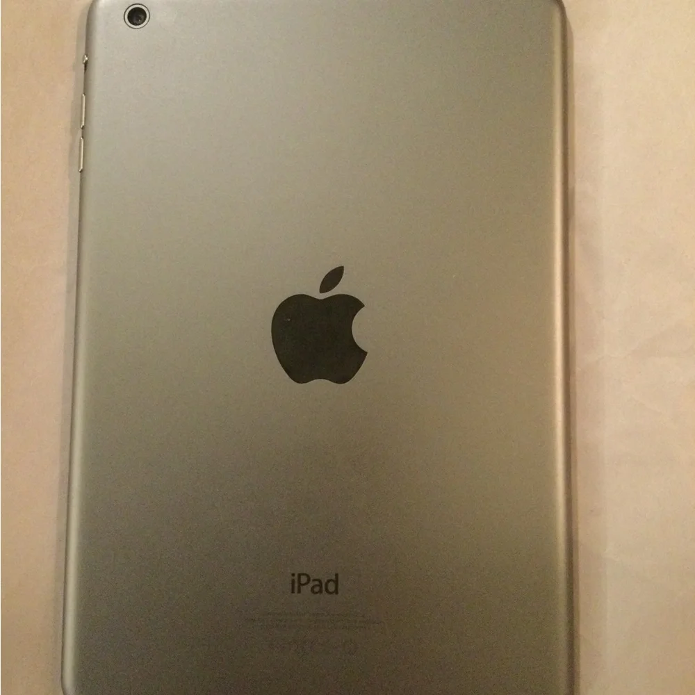 Apple IPad Mini 1 Space Grey 16GB 7.9 in